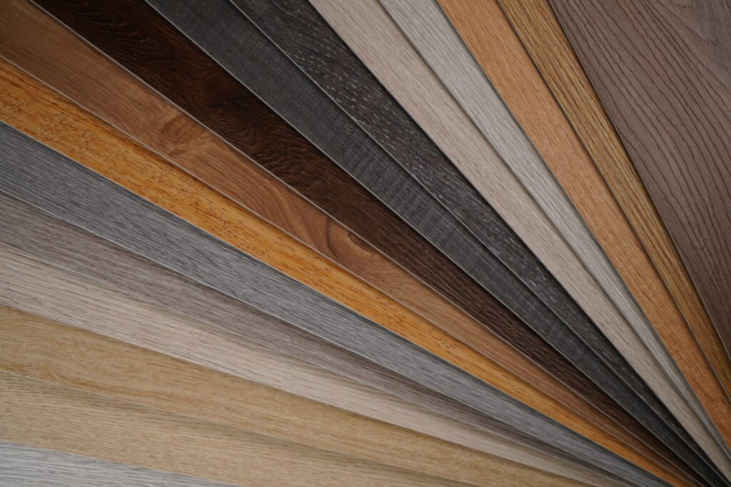 Choosing the Right Type of Vinyl Flooring – A Guide to SPC & LVT