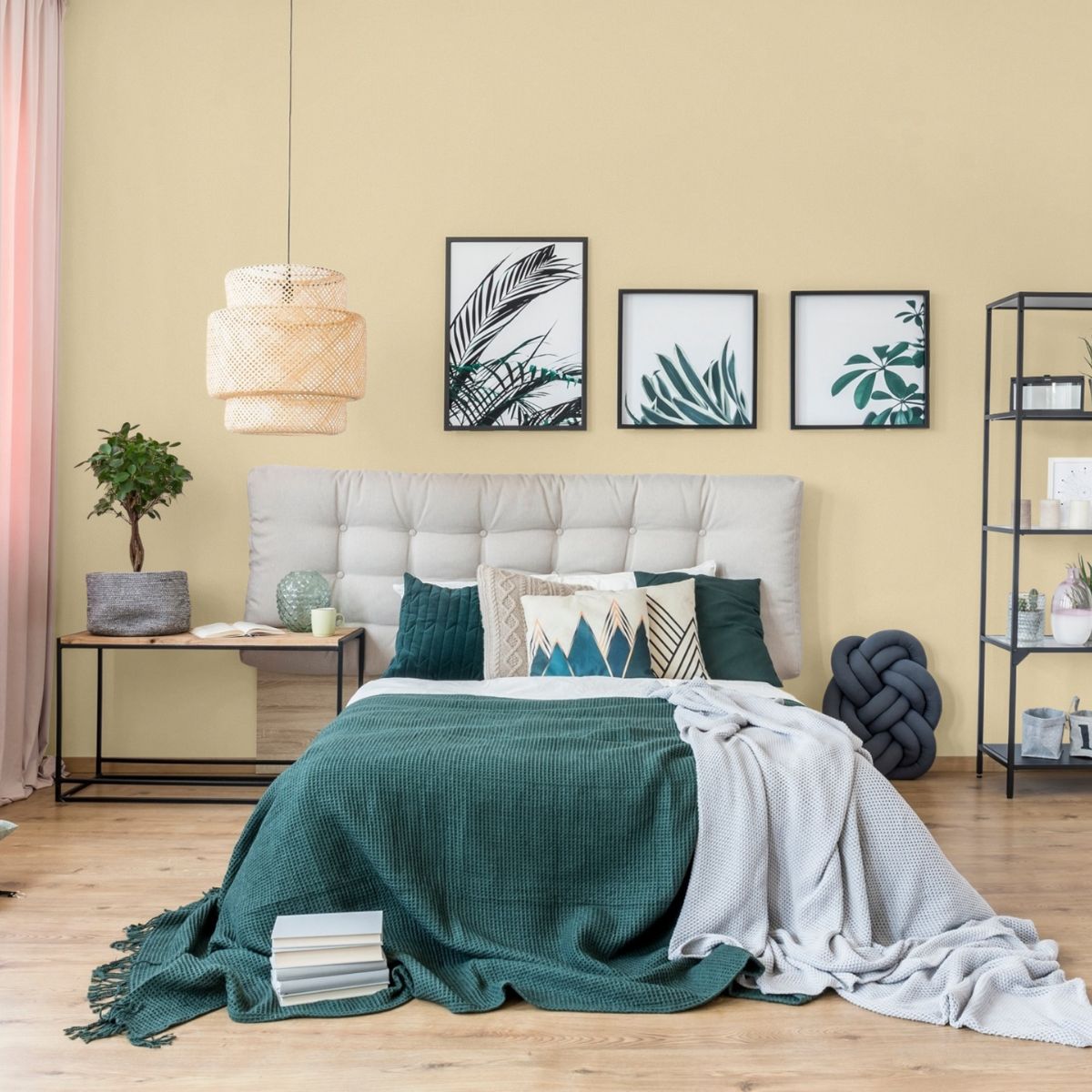 IMPERIAL-81009-4-4lithos